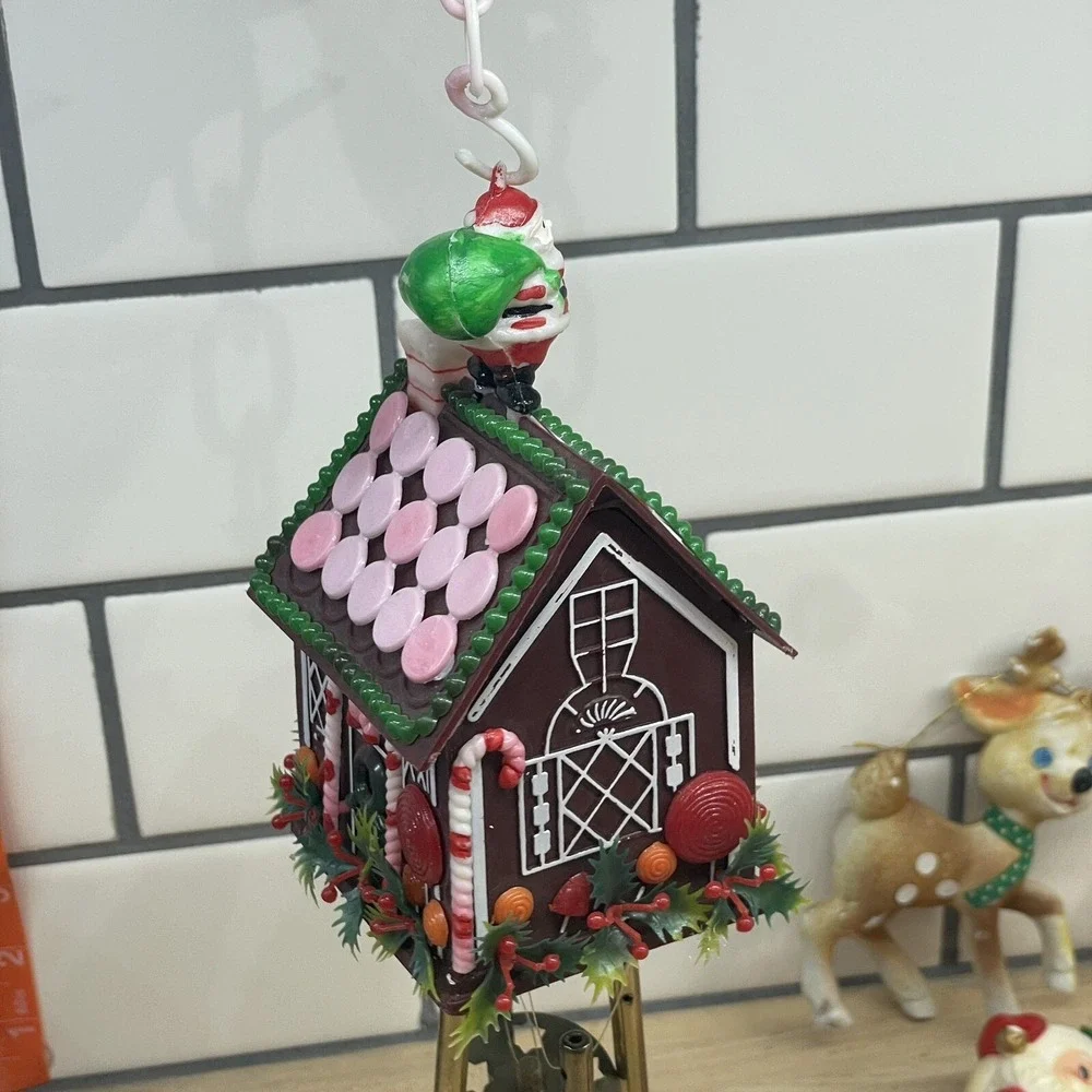 VINTAGE‎ MIXED CHRISTMAS ORNAMENTS LOT OF 11 DECOR Hong Kong Wind Chime Hooks +